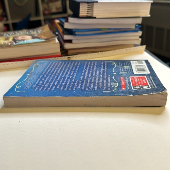 Ginny Rorby
How to Speak Dolphin Book - Picture 4 of 5